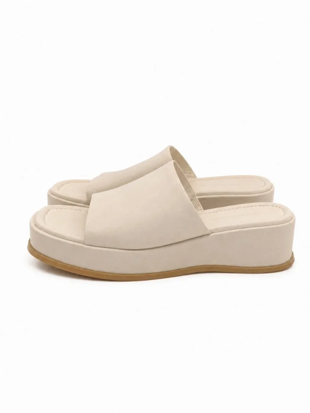 Princess Polly Bayshore Beige Platform Slide Sandals (Size 8)